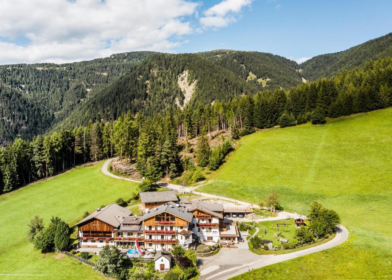 Hotel Kompatscherhof Lüsen Exterior foto